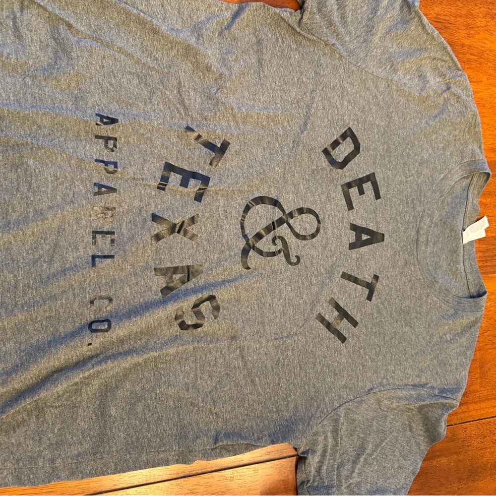 Gray 'Death & Taxes' Graphic Men’s T-Shirt